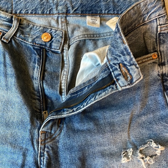 H&M Ripped Jeans - Picture 7 of 8